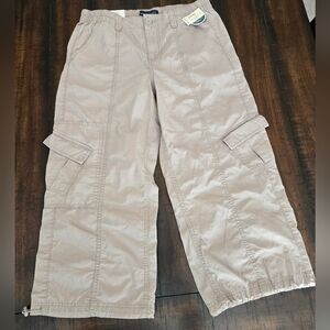 Aeropostale Cargo Capris NWT
